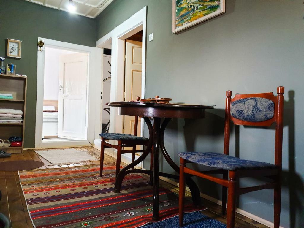 Kulla Dula Guesthouse Gjakova Ngoại thất bức ảnh